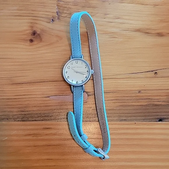 NWOT Tokyobay wrap around studded band watch Tokyo Bay Green Studded Wrap Around Ladies Watch New Battery  main image 3